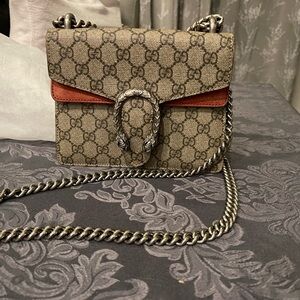 Gucci Beige and Red Crossbody Bag